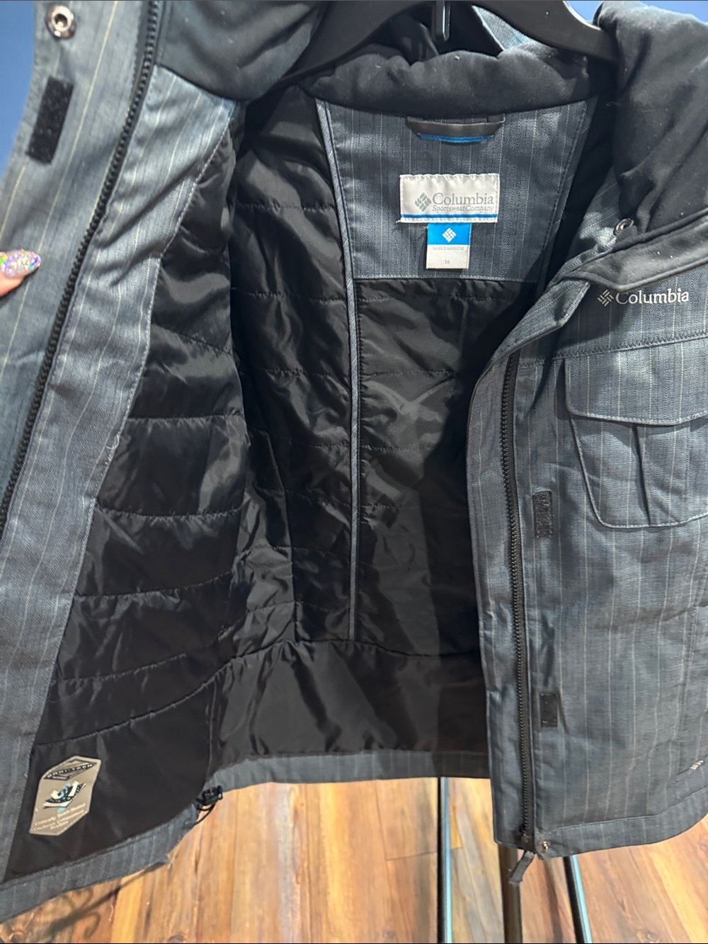 Columbia womens Black Pinstripe Hooded winter coat - Picture 5 of 5